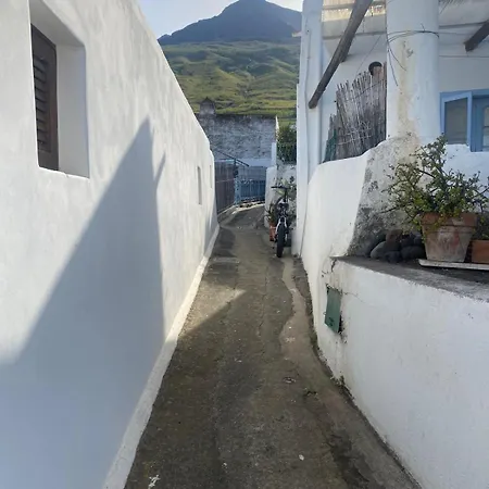 بيت ضيافة Casa Lilian سترومبولي